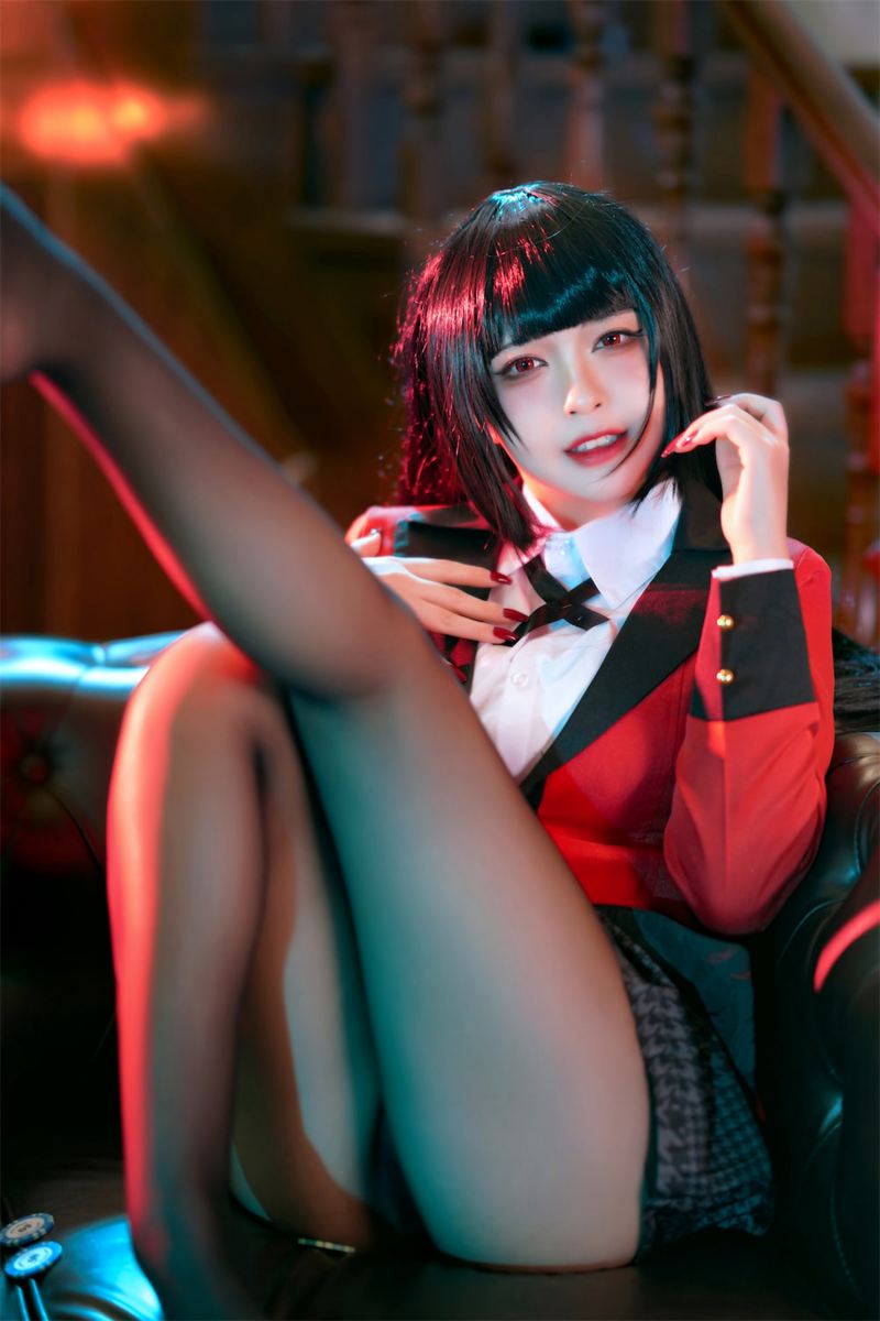 Banbanko (半半子) cosplay Yumeko Jabami -Kakegurui (34).jpg Banbanko (半半子) cosplay Yumeko Jabami -Kakegurui (34).jpg
